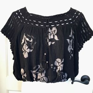 NWT Free People Black Floral Crocheted Top Small